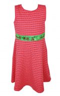 Süßes Kleid für Mädchen in rosa pink geringeltem, floralen Mix mit breiten Trägern und einer grünen Bordüre im Bundbereich verziert.